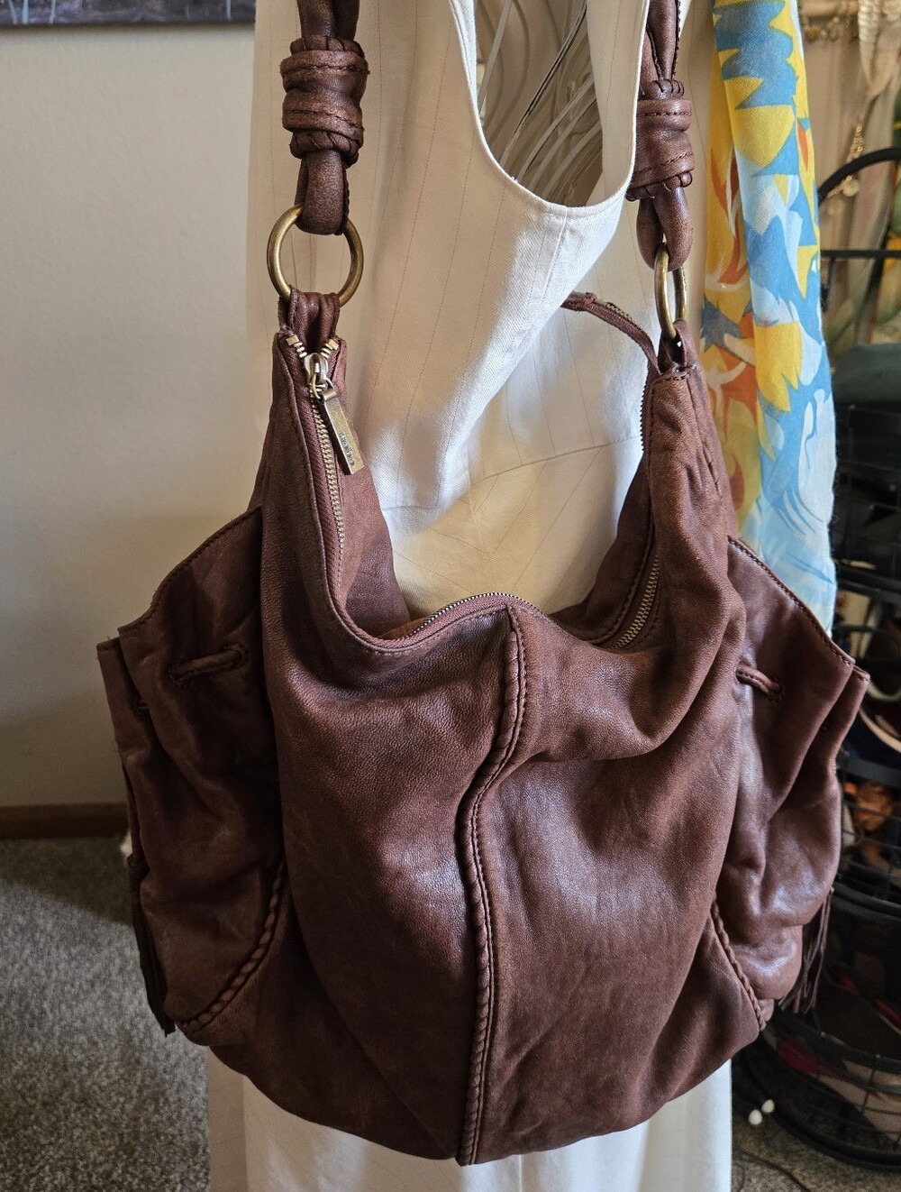 Hobo International Brown Leather Hobo Bag – Soft Slouch Shoulder Tote - Picture 4 of 16